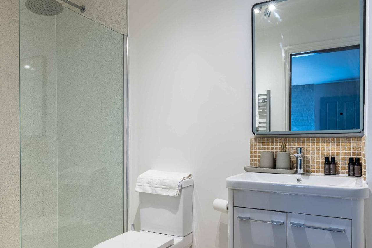 Modern, Relaxing 1 Bed Apartment Bath Bagian luar foto